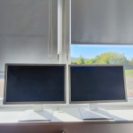 Monitor LED Fujitsu B24W ( 2 kos )