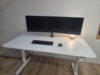 HP E27 G4 27" QHD IPS LED Monitor