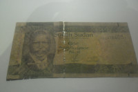 BANKOVEC JUŽNI SUDAN 1 POUND 2011