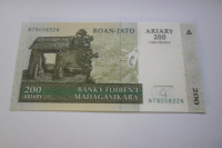 BANKOVEC MADAGASKAR 200 ARIARY 2004 UNC