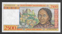 MADAGASKAR 2500 frankov 1998 UNC - kraljičina palača