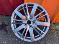 1-KOS Original ALU PLATIŠČA RENAULT COL 17 5x114.3 ET 49