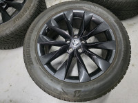 ORIGINAL ŠKODA ENYAQ,VW ID4-5 Z GUMAMI 19'' luknje 5x112, količina: 4