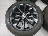 ORIGINAL ŠKODA ENYAQ.VW ID4-5 Z GUMAMI 19'' luknje 5x112, količina: 4