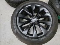 ORIGINAL ŠKODA ENYAQ,VW ID4-5 Z GUMAMI 19'' luknje 5x112, količina: 4