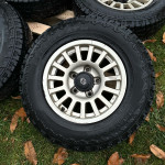 Sparco Cromodora 15 5x139.7 + 195 80 15 Hankook