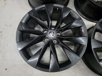 ŠKODA ENYAQ,KODIAQ,TIGUAN...19'' luknje 5x112, količina: 4