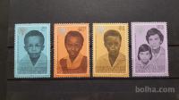 leto otroka -Grenadines of St. Vincent 1979-Mi 175/178 -čiste (Rafl01)