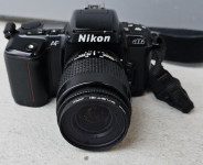 Analogni fotoaparat  Nikon N6006 Objektiv Nikon AF Nikkor 35-80mm 1:4-