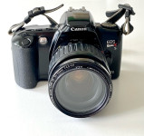 Analogni fotoaparat Canon Rebel XS s torbico