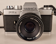 analogni SLR fotoaparat Yashica FRII