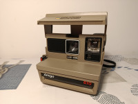Polaroid instant camera Amigo 610