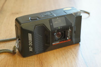 Ricoh XF-30 kompaktni fotoaparat na film s fiksnim 35 mm objektivom