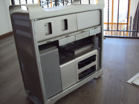 Apple Mac Pro 3.1 kot DEFEKTEN za očistit, čeprav zažene