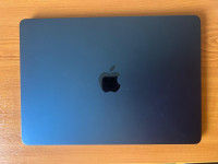 UGODNO: MacBook Air M2, 2022 ! 8GB