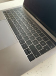MacBook Pro (13-inch, i5, 8GB, 256GB, Touch Bar) - 2018