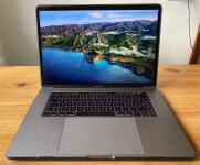 MacBook Pro 15-inch, 2017, 2.8GHz i7, 16GB RAM, 256GB SSD, touch bar