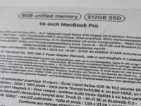 še zapakiran Macbook pro najnovejše gen z M3 čipom z 512gb