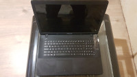 Asus x751m z napako, cel ali po delih