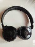 JBL brezžične slušalke T600BTNC, črne
