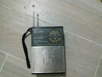 Stari prenosni tranzistor (FM/AM) Sanyo RP-5115