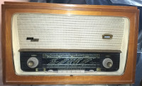 VINTAGE RADIO GRAMOFON - TRIGLAV 60A RA56