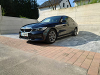 BMW 330e Sport line - harman kardon ozvočenje, športni sedeži-