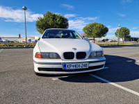 BMW E39, serija 5 520i
