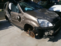 Honda CR-V 2.0 po delih