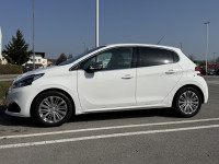 Peugeot 208 1.2 PureTech 82 ALLURE