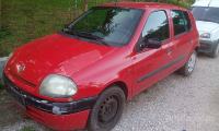 Renault Clio 2, letnik 2000,1.2 po delih