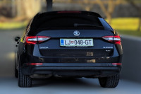 Škoda Superb Combi 2.0 tdi, 110 kw, 4x4