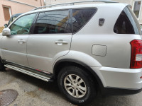 Ssang Yong Rexton Suv