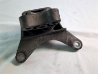 51879600 SUPPORTO MOTORE ALFA ROMEO GIULIETTA 2.0 D 103KW 6M 5P (2012)