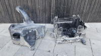 airbox, ekspanzijska, nosilec akumulatorja Renault Modus