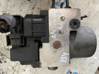 AUDI A4 1.6 2000 ABS ČRPALKA