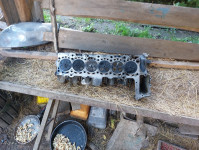 Glava motorja bmw 730d e65