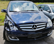 Mercedes-Benz motor OM 642.950 in menjalnik 722.9 – 7G-TRONIC