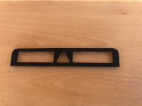 8P0863321 - OBLOGA ARMATURNE PLOŠČE AUDI A3 8p letvica blenda