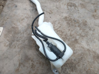 alfa romeo giulietta vitrex posoda za pranje stekel