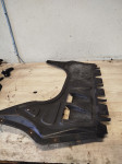 Audi A3 03-08 zaščita pod motorčem zaščitna plastika ponjava