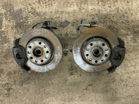 Audi a3 pesto pesta čeljust klesca lezaj premnik 2003-2008