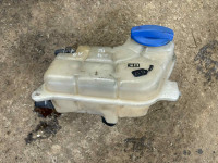 Audi a4 posoda za vodo ekspanzija 2000-2005