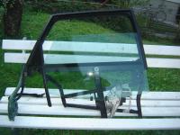 Audi A6 C5 avant, vratni mehanizem s steklom , desni blatnik