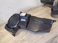 Audi A6 C7 11-18 bose nizkotonec woofer zvočnik