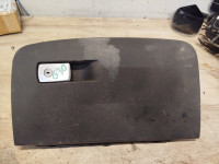 Bmw serija 5 G30 G31 sovoznikov predal