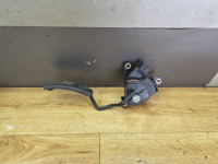 Clio 3 PEDAL PEDALKA ZA GAS 8200297335