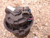 dacia duster notranji ventilator kabine original valeo