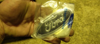 Ford emblem temni, NOVO 1054095
