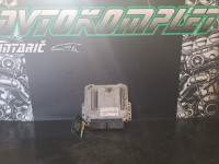 Ford Focus 2016 1.5 TDCi 88 KW Motorni računalnik ECU 0281033084